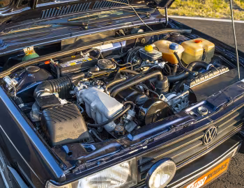 Bajo el capó Volkswagen Gol GTI '1988–91
