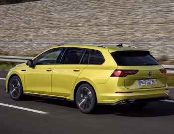Volkswagen Golf 2.0 TDI R-Line Variant [Worldwide] '2020–24