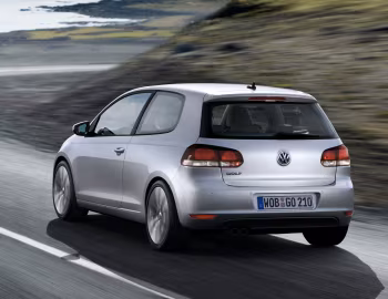 Volkswagen Golf 3-door (Typ 5K) '2008–12