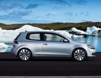 Volkswagen Golf 3-door (Typ 5K) '2008–12