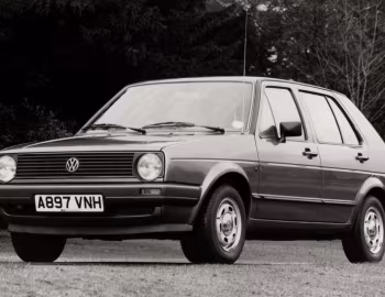 Volkswagen Golf 5-door [UK-spec] (Typ 19E) '1983–87