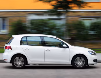 Volkswagen Golf 5-door [UK-spec] (Typ 5K) '2008–12