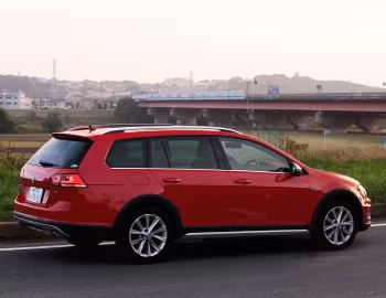 Volkswagen Golf Alltrack [Japan] (Typ 5G) '2015–17