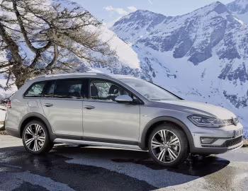 Volkswagen Golf Alltrack [Worldwide] (Typ 5G) '2017–20