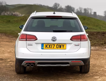 Volkswagen Golf Alltrack [UK-spec] (Typ 5G) '2017–20