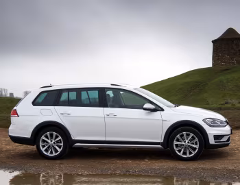 Volkswagen Golf Alltrack [UK-spec] (Typ 5G) '2017–20