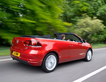 Volkswagen Golf Cabriolet [UK-spec] (Typ 5K) '2011–15