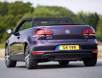 Volkswagen Golf Cabriolet [UK-spec] (Typ 5K) '2011–15
