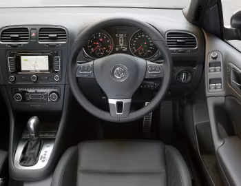 Panel frontal Volkswagen Golf Cabriolet [UK-spec] (Typ 5K) '2011–15