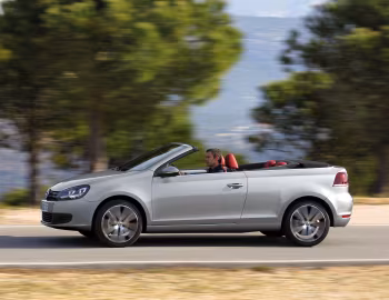 Volkswagen Golf Cabriolet [Worldwide] (Typ 5K) '2011–15