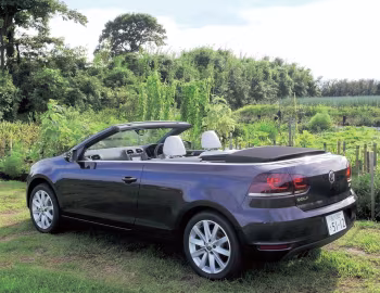 Volkswagen Golf Cabriolet [Japan] (Typ 5K) '2011–14