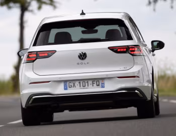 Volkswagen Golf eHybrid [Worldwide] '2024–pr.