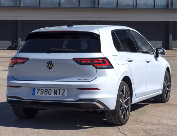 Volkswagen Golf eHybrid [Worldwide] '2024–pr.