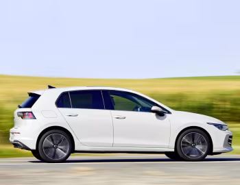 Volkswagen Golf eHybrid [Worldwide] '2024–pr.
