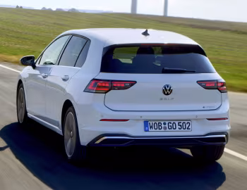 Volkswagen Golf eHybrid [Worldwide] '2024–pr.