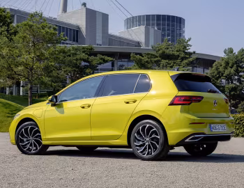 Volkswagen Golf eHybrid [Worldwide] '2020–24