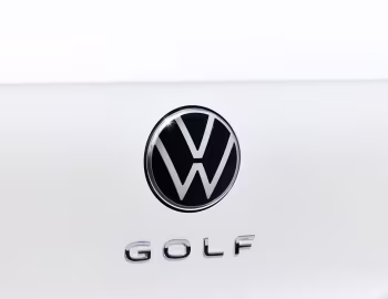 Volkswagen Golf eHybrid [Worldwide] '2024–pr.