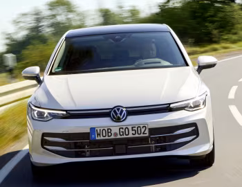 Volkswagen Golf eHybrid [Worldwide] '2024–pr.
