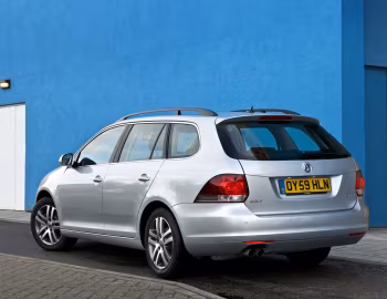 Volkswagen Golf Estate [UK-spec] (Typ 5K) '2009–13