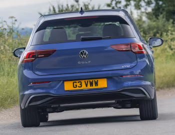 Volkswagen Golf eTSI [UK-spec] '2024–pr.