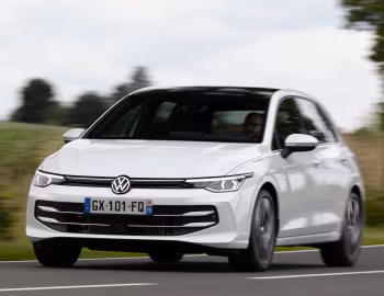 Volkswagen Golf eTSI "Edition 50" [Worldwide] '2024–pr.