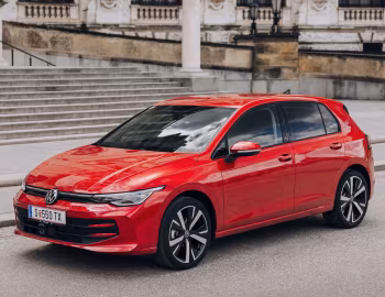 Volkswagen Golf eTSI "Falco Edition" [Austria] '2026