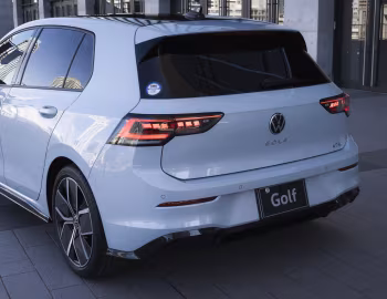 Volkswagen Golf eTSI R-Line [Japan] '2024–pr.
