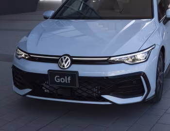 Volkswagen Golf eTSI R-Line [Japan] '2024–pr.
