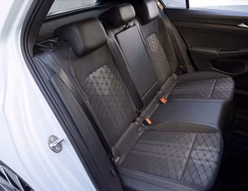 Interior Volkswagen Golf eTSI R-Line [Japan] '2024–pr.