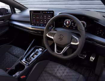 Panel frontal Volkswagen Golf eTSI R-Line [Japan] '2024–pr.