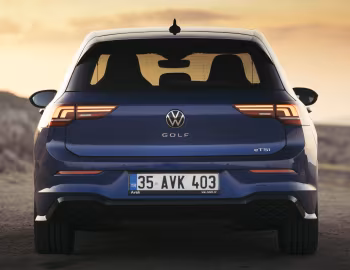 Volkswagen Golf eTSI R-Line [Worldwide] '2024–pr.