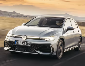 Volkswagen Golf eTSI R-Line [Worldwide] '2024–pr.