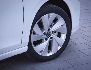 Volkswagen Golf eTSI Style [Japan] '2024–pr.