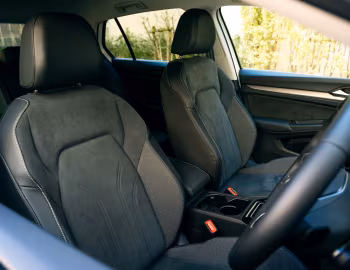 Interior Volkswagen Golf eTSI Style [Japan] '2024–pr.