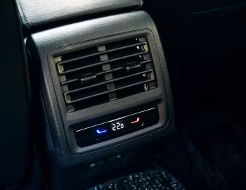 Interior Volkswagen Golf eTSI Style [Japan] '2024–pr.