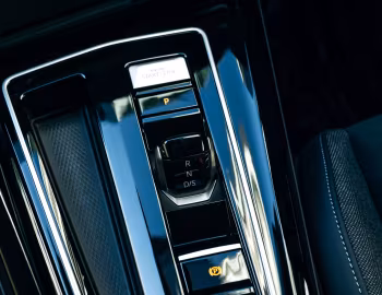 Interior Volkswagen Golf eTSI Style [Japan] '2024–pr.