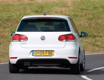 Volkswagen Golf GTD 3-door [UK-spec] (Typ 5K) '2009–12
