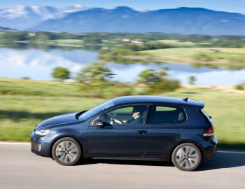 Volkswagen Golf GTD 3-door (Typ 5K) '2009–12