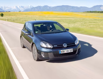 Volkswagen Golf GTD 3-door (Typ 5K) '2009–12