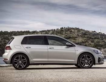 Volkswagen Golf GTD 5-door [Worldwide] (Typ 5G) '2017–19