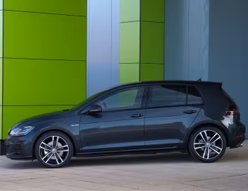 Volkswagen Golf GTD 5-door [UK-spec] (Typ 5G) '2017–19