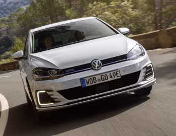 Volkswagen Golf GTE [Worldwide] (Typ 5G) '2017–20