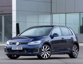 Volkswagen Golf GTE [UK-spec] (Typ 5G) '2017–20