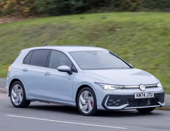 Volkswagen Golf GTE [UK-spec] '2024–pr.