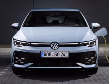 Volkswagen Golf GTE [Worldwide] '2024–pr.