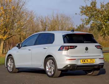 Volkswagen Golf GTE [UK-spec] '2024–pr.