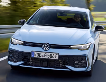Volkswagen Golf GTE [Worldwide] '2024–pr.