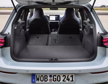 Ambos Volkswagen Golf GTE [Worldwide] '2024–pr.