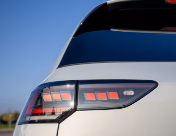Volkswagen Golf GTE [UK-spec] '2024–pr.