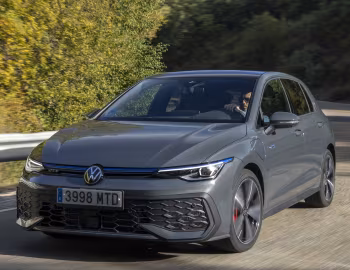 Volkswagen Golf GTE [Worldwide] '2024–pr.